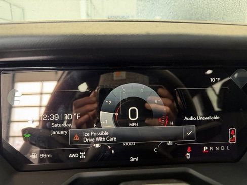 New 2026 GMC Acadia Elevation image 17