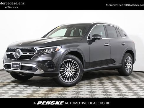 Used 2026 Mercedes-Benz GLC 300 4MATIC image 1