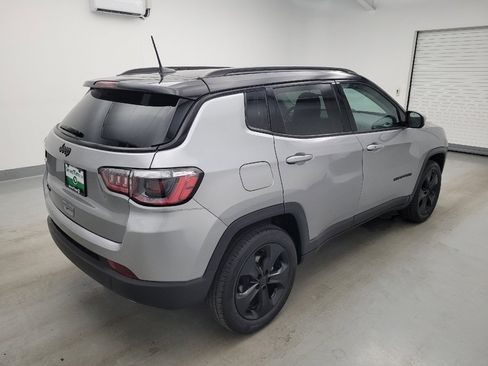 Used 2021 Jeep Compass Latitude w/ Sun and Sound Group AWD/4WD image 10