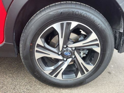 Used 2024 Subaru Crosstrek 2.0i Premium image 16