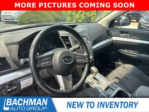Used 2011 Subaru Outback 2.5i Premium AWD/4WD image 12