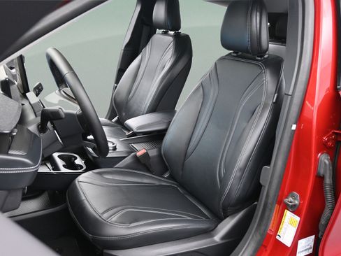 Used 2023 Ford Mustang Mach-E Premium RWD image 23