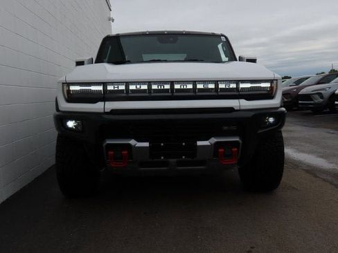 New 2025 GMC Hummer EV 3X w/ Battery Pack, 24 Module Pack AWD/4WD image 2