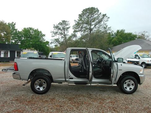 Used 2017 RAM 2500 SLT AWD/4WD image 28