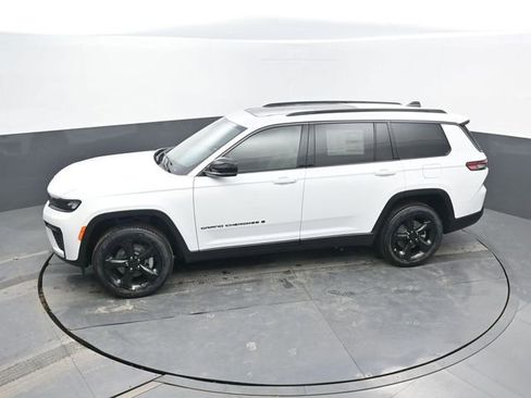 New 2026 Jeep Grand Cherokee L Limited image 46
