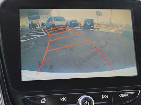 Used 2016 Chevrolet Malibu LT image 21