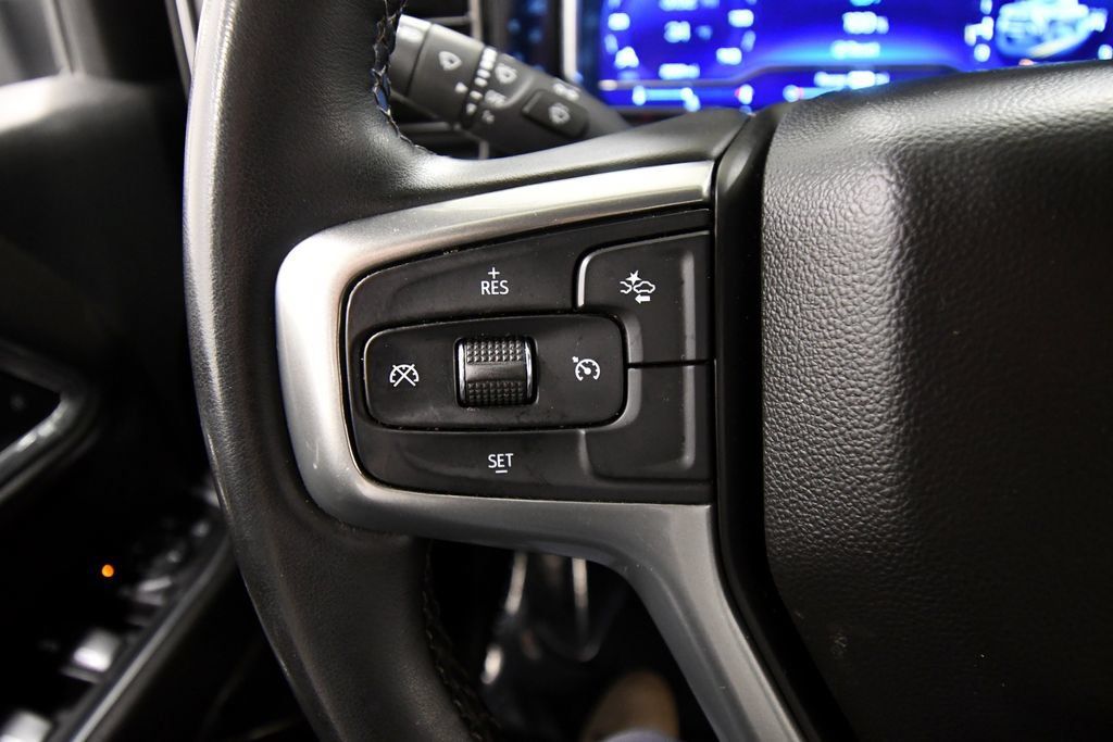 Used 2024 Chevrolet Silverado 2500 LT AWD/4WD image 19