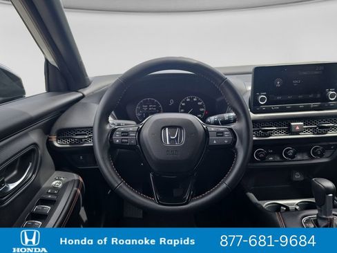 Used 2025 Honda HR-V Sport image 13