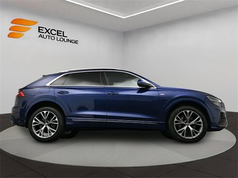 Used 2020 Audi Q8 Prestige w/ Prestige Package image 44