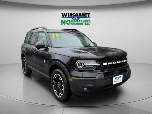 Certified 2025 Ford Bronco Sport Outer Banks w/ Outer Banks Tech Package+ AWD/4WD image 1
