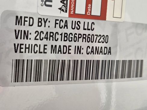 Used 2023 Chrysler Pacifica Touring-L FWD image 33