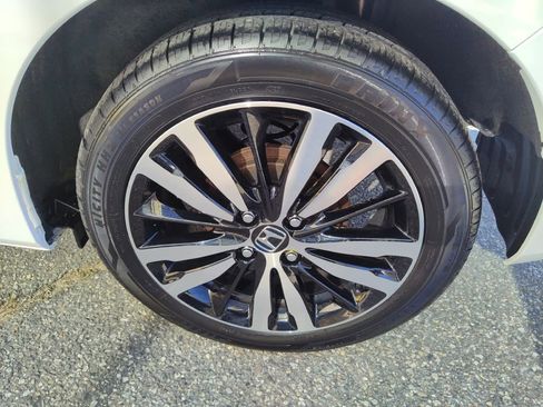 Used 2019 Honda Fit EX image 23