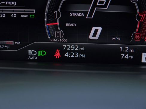 Used 2023 Lamborghini Urus Performante AWD/4WD image 73