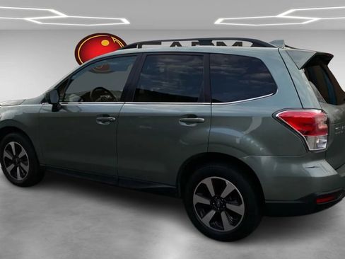 Used 2018 Subaru Forester 2.5i Limited image 3
