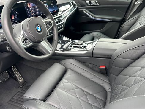 Used 2025 BMW X5 xDrive40i w/ M Sport Package image 11