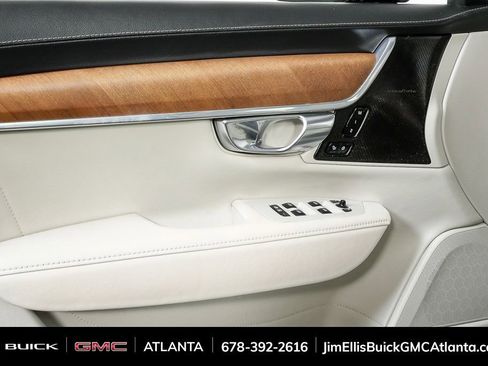 Used 2019 Volvo V90 T5 Inscription w/ Protection Package Premier image 7