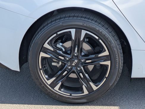 Used 2021 Kia K5 GT-Line image 9