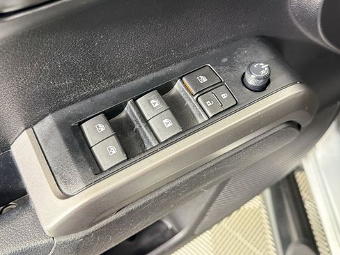 Used 2023 Toyota Tacoma SR5 image 11