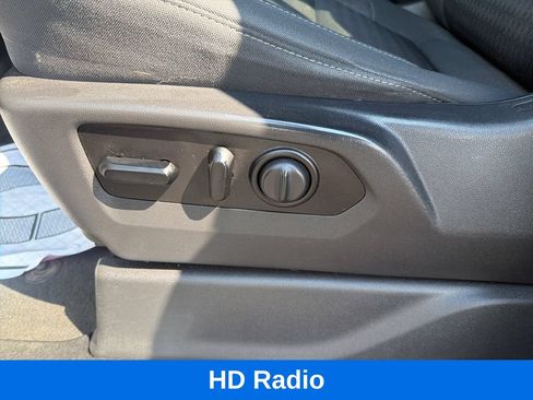 Used 2021 Chevrolet Silverado 1500 LT AWD/4WD image 14