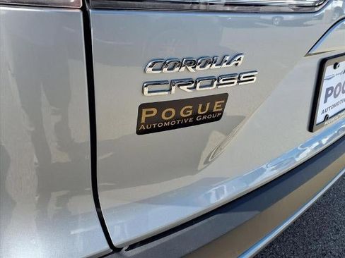 Used 2023 Toyota Corolla Cross LE image 19