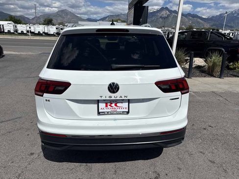 Used 2022 Volkswagen Tiguan SE AWD/4WD image 7