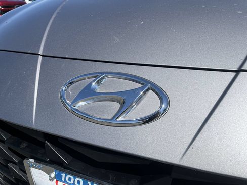 Used 2023 Hyundai Elantra SEL FWD image 27
