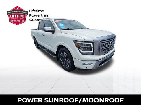 Certified 2024 Nissan Titan Platinum Reserve w/ Moonroof Package RWD image 6