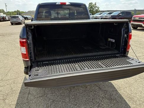 Used 2019 Ford F150 XLT w/ Equipment Group 302A Luxury AWD/4WD image 12
