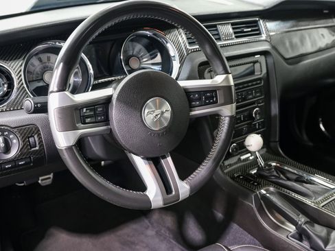 Used 2010 Ford Mustang GT image 17