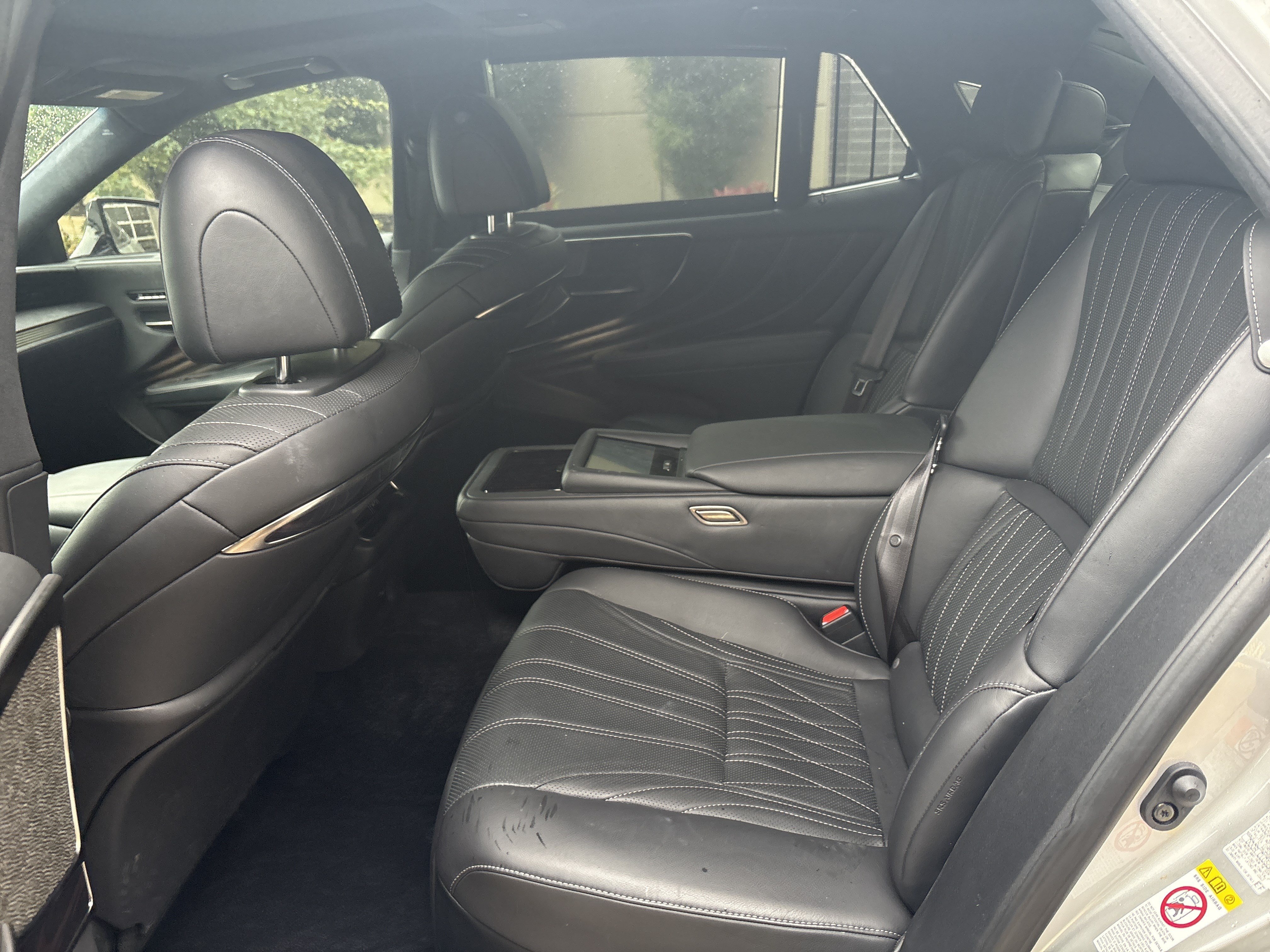 Used 2018 Lexus LS 500 AWD w/ Luxury Package image 31