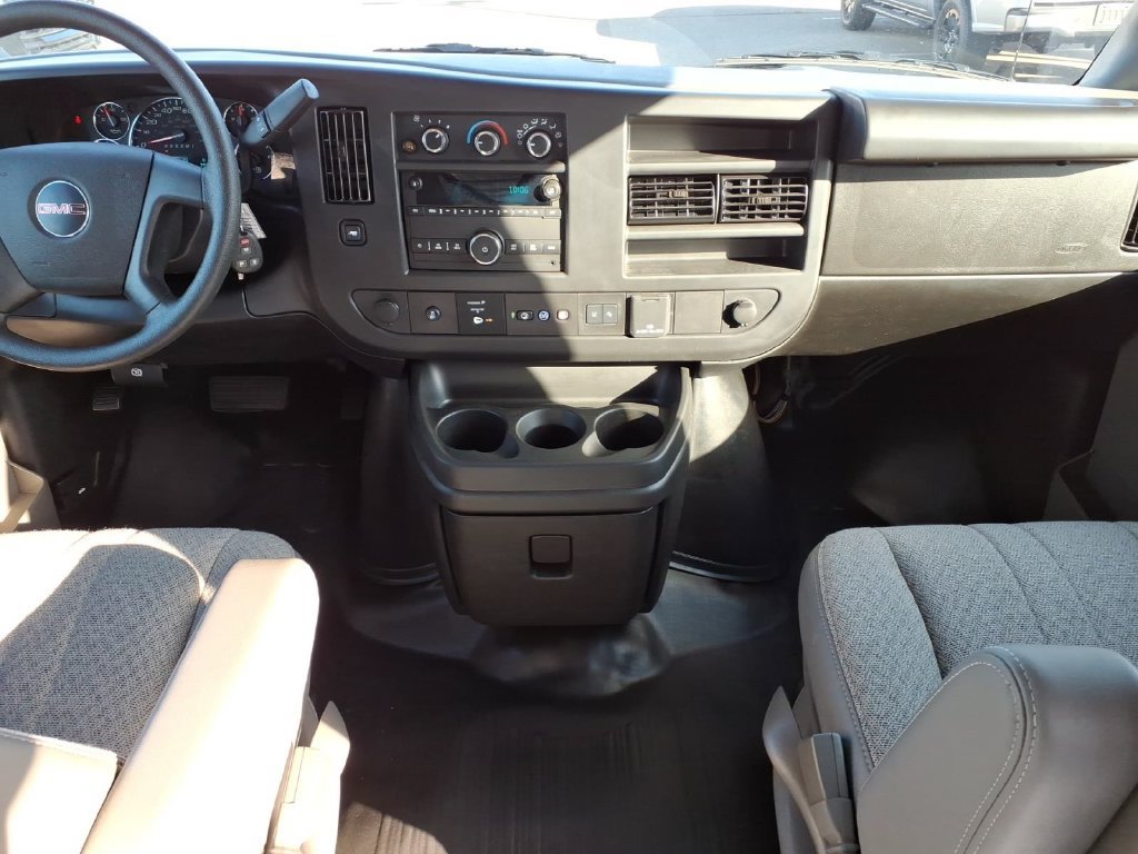 Used 2025 GMC Savana 2500 Extended w/ Driver Convenience Package RWD image 10