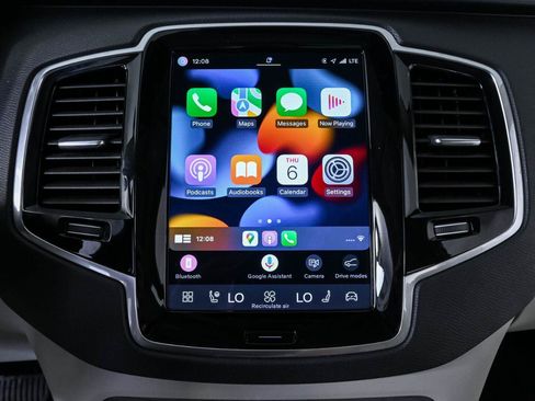 Certified 2024 Volvo XC90 B6 Plus w/ Protection Package Premier AWD/4WD image 15