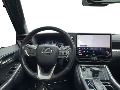 Used 2024 Lexus GX 550 w/ Accessory Package (Z1) AWD/4WD image 39