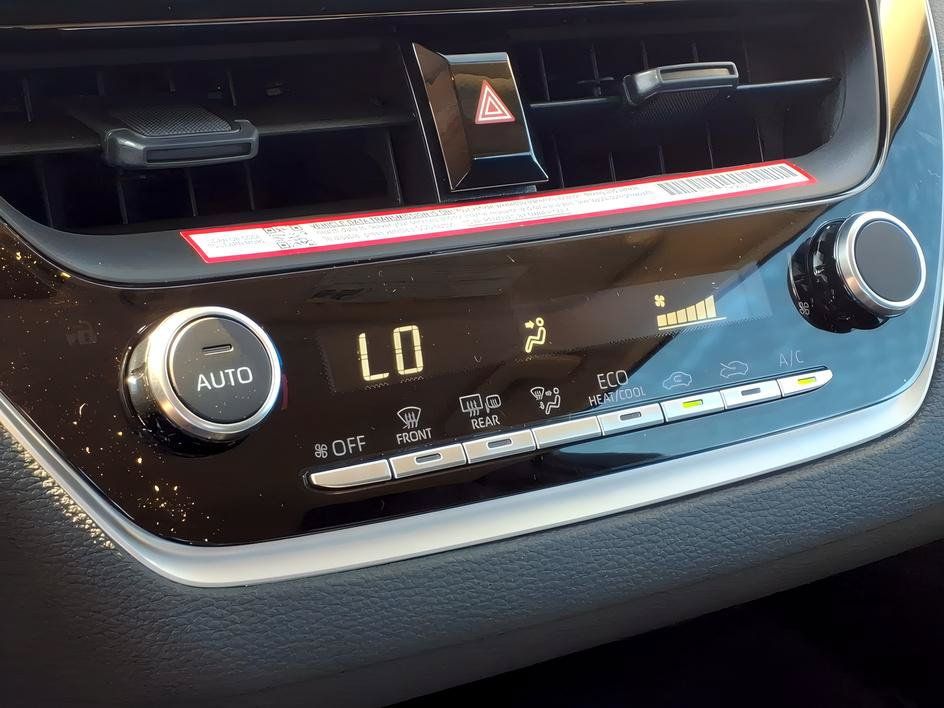 New 2026 Toyota Corolla LE FWD image 10