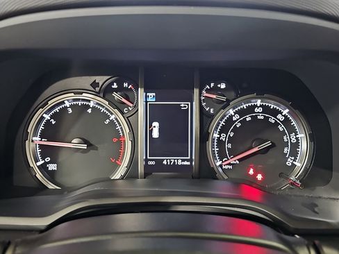 Used 2023 Toyota 4Runner TRD Off-Road Premium w/ Moonroof Package AWD/4WD image 21