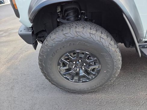 Used 2023 Ford Bronco Raptor AWD/4WD image 5