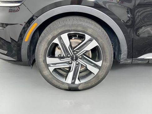 Used 2023 Kia Sorento EX AWD/4WD image 28
