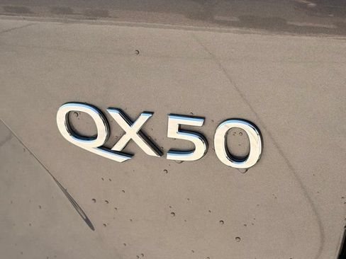 Used 2025 INFINITI QX50 Luxe AWD/4WD image 9