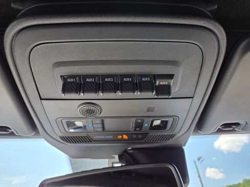Used 2023 Ford Bronco Wildtrak AWD/4WD image 46