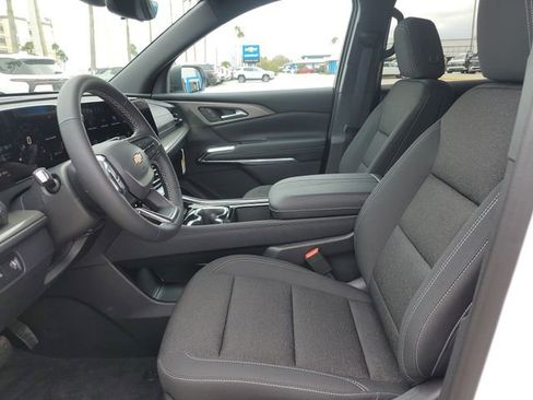 New 2026 Chevrolet Traverse LT w/ Driver Confidence Package image 14