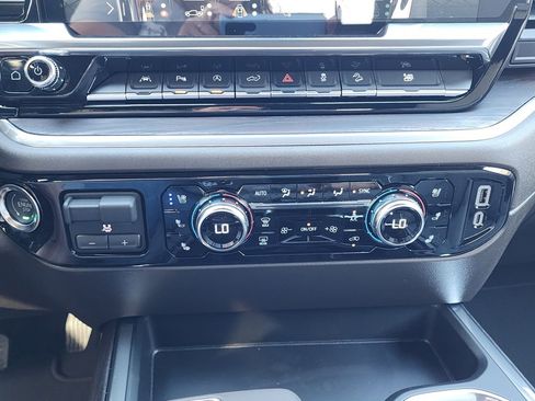 New 2026 GMC Sierra 1500 SLT w/ SLT Premium Plus Package image 29