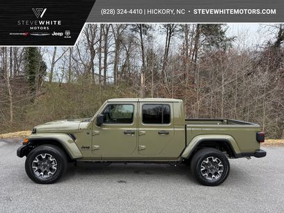 New 2026 Jeep Gladiator Sport