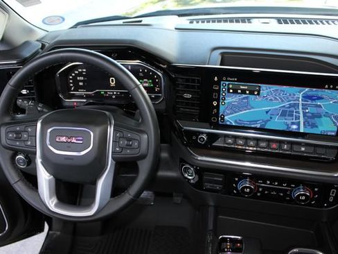 Used 2024 GMC Sierra 1500 SLT w/ SLT Premium Plus Package AWD/4WD image 27