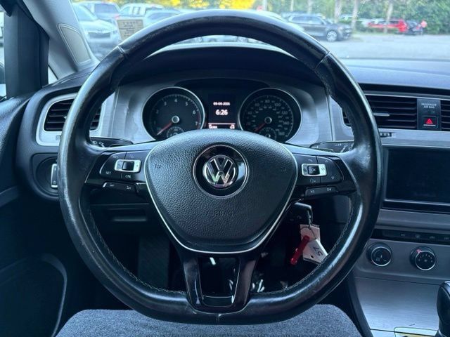 Used 2016 Volkswagen Golf S FWD image 14