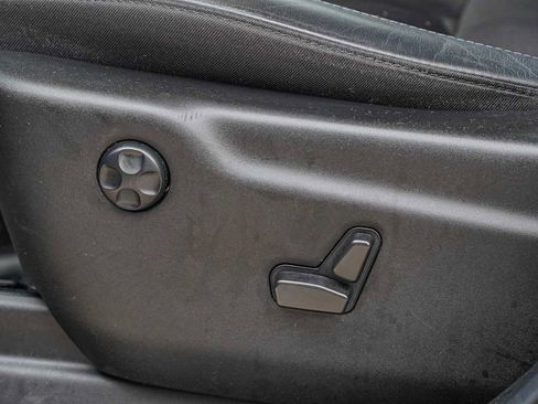 Used 2022 Dodge Durango GT image 23