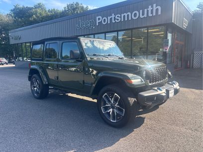 Used 2024 Jeep Wrangler Unlimited w/ Convenience Group