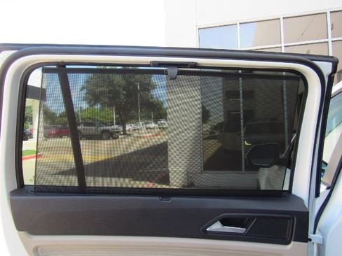 Used 2022 Volkswagen Atlas SE w/ Panoramic Sunroof Package image 17