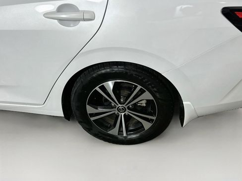 Used 2021 Nissan Sentra SV FWD image 11