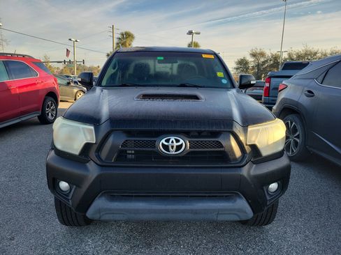 Used 2014 Toyota Tacoma PreRunner image 2