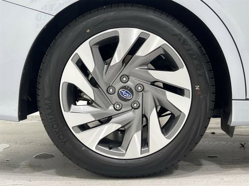 Certified 2025 Subaru Legacy Limited image 10